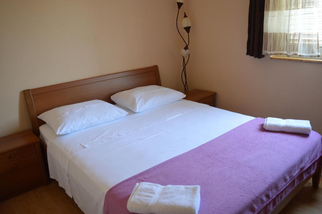 Goga Apartments Primošten Esterno foto