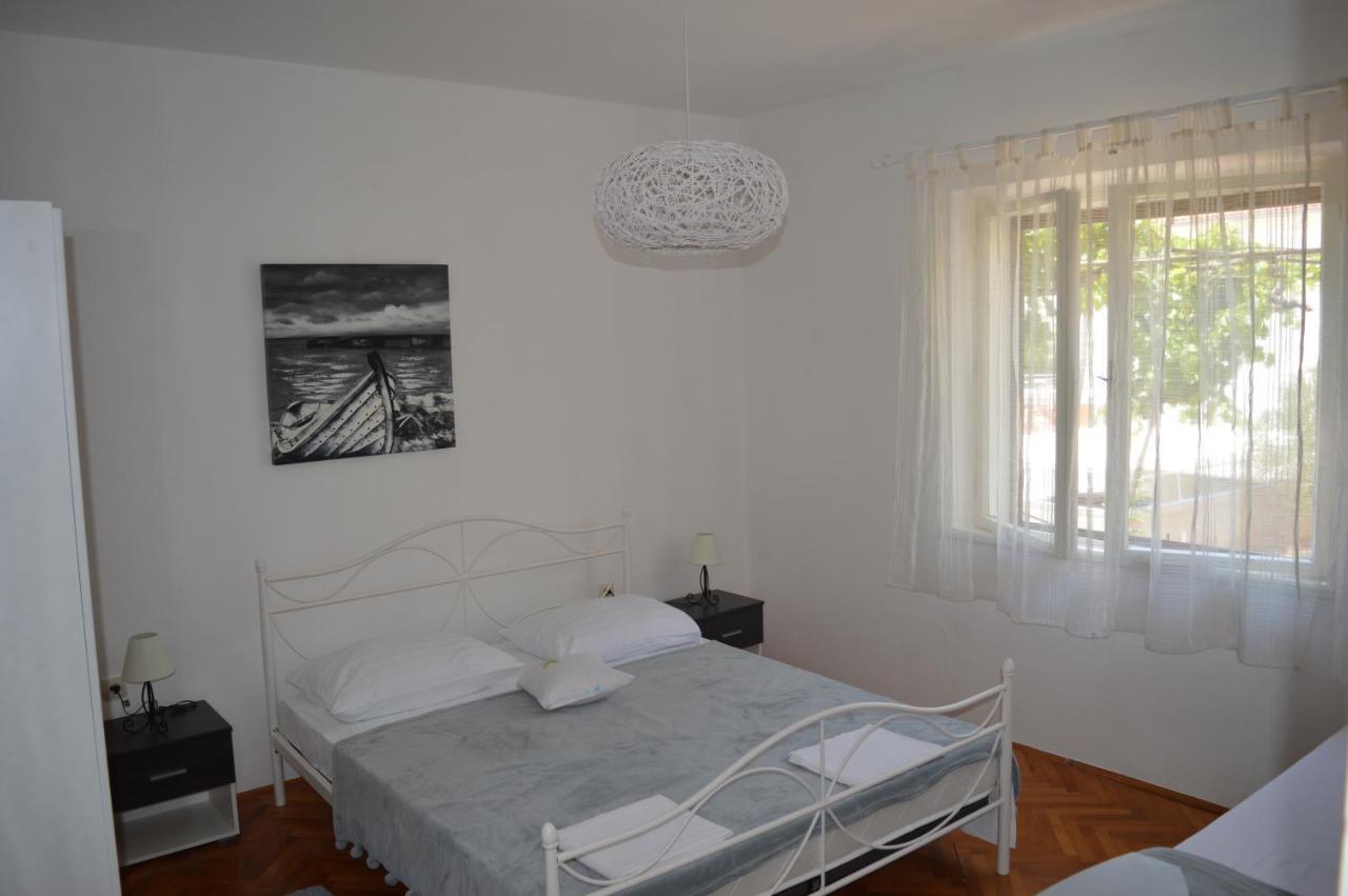 Goga Apartments Primošten Esterno foto